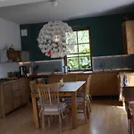 Haus Vincent Mit Eigenen Parkplaetzen Stralsund