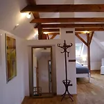 Apartment Haus Vincent Mit Eigenen Parkplaetzen Stralsund
