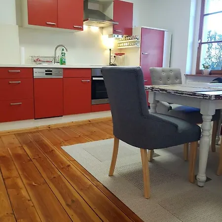 דירה Haus Vincent Mit Eigenen Parkplaetzen *